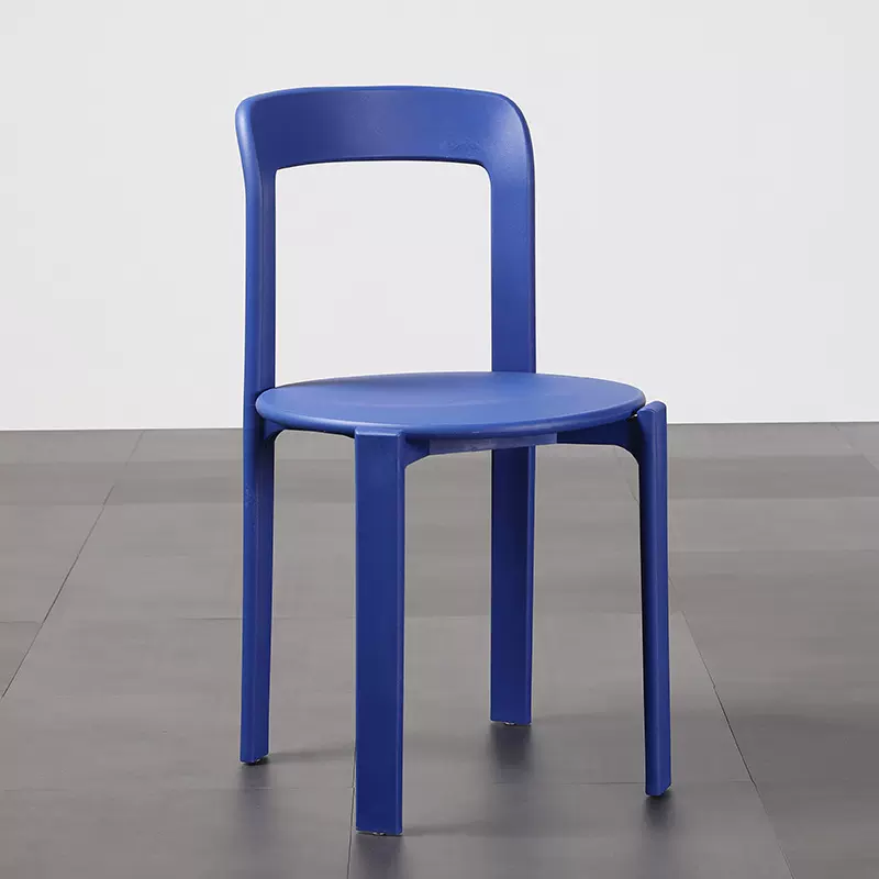 北欧塑料椅子加厚可叠放椅子餐厅咖啡厅室内外餐椅多巴胺靠背餐椅