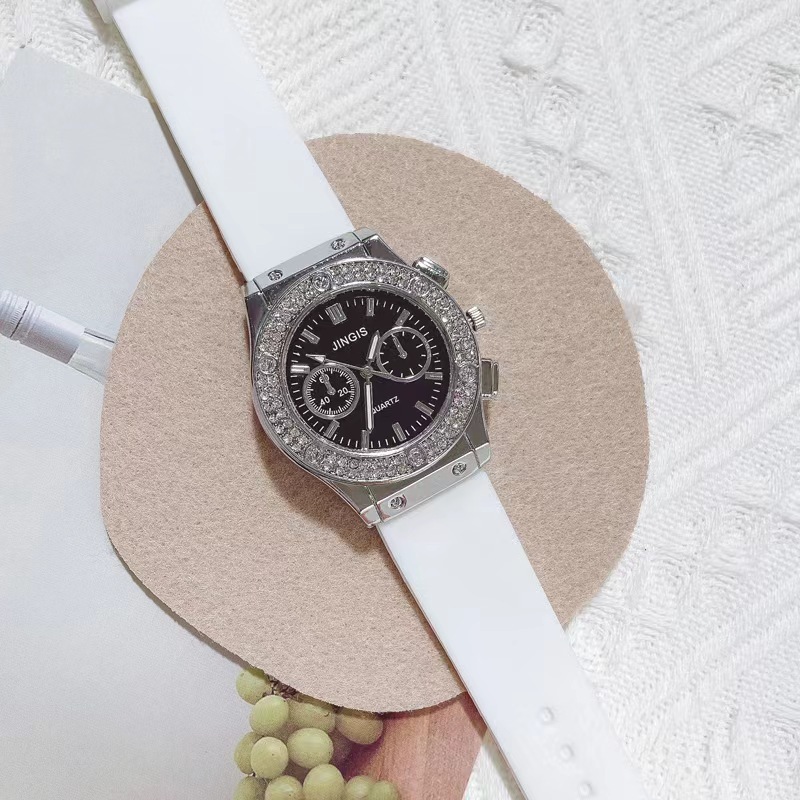 Fashion trendy all-match men's and women's same quartz watch Diamond-embedded silicone watch neutral watch_voghion.com