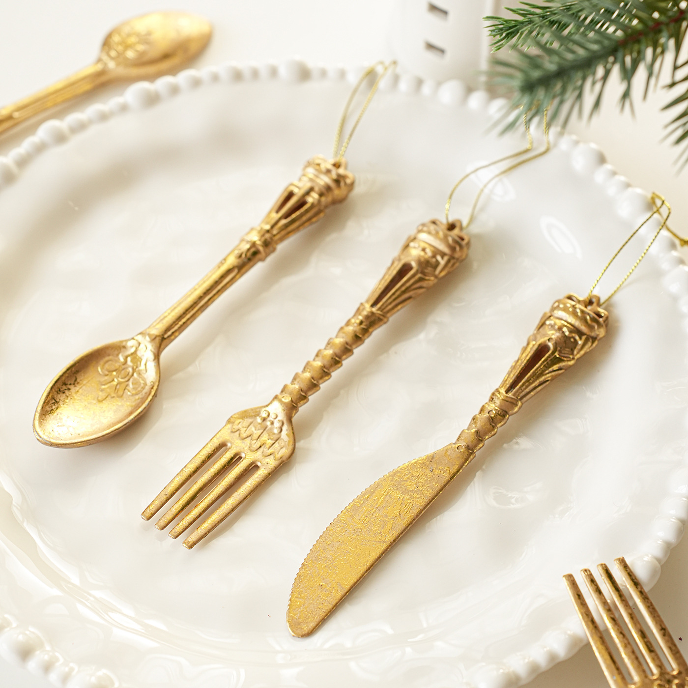 Transfronterizo plástico retro hacer viejos cuchillos cubiertos paquetes de tres paquetes de decoración de árbol de Navidad colgante accesorios