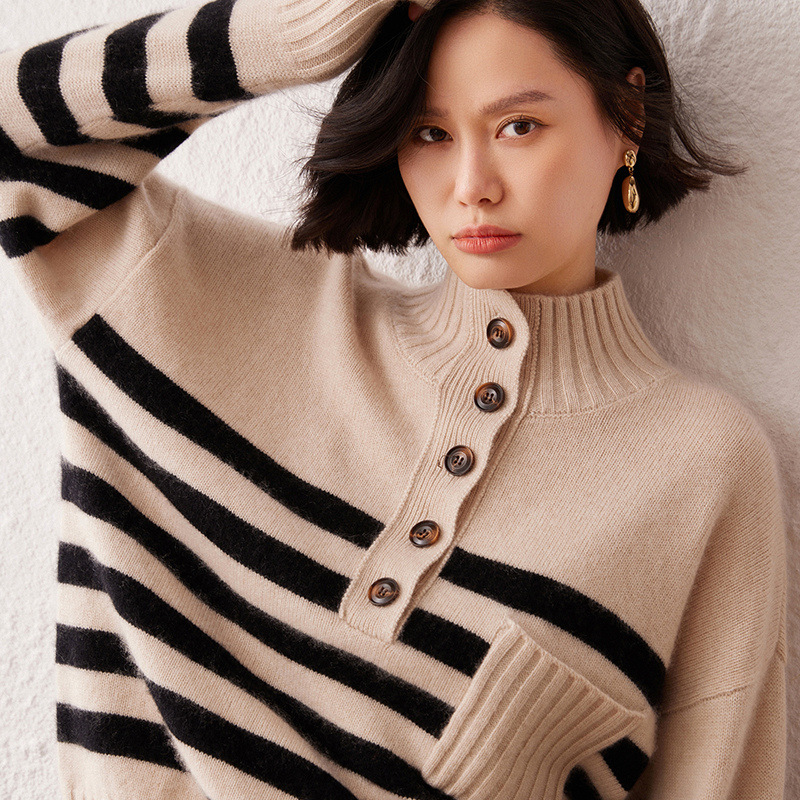Demi-season classic retro fashionable knitted sweater
