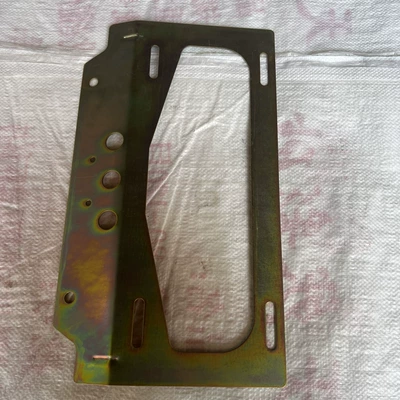 Road clearance vehicle license plate: License plate holder/license plate holder