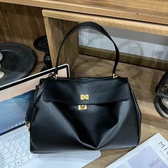 B's 新しいロデオ本革ハイエンドレイジースタイルロックバッグ脇の下バッグシングルショルダークロスボディバッグカジュアル通勤トレンド