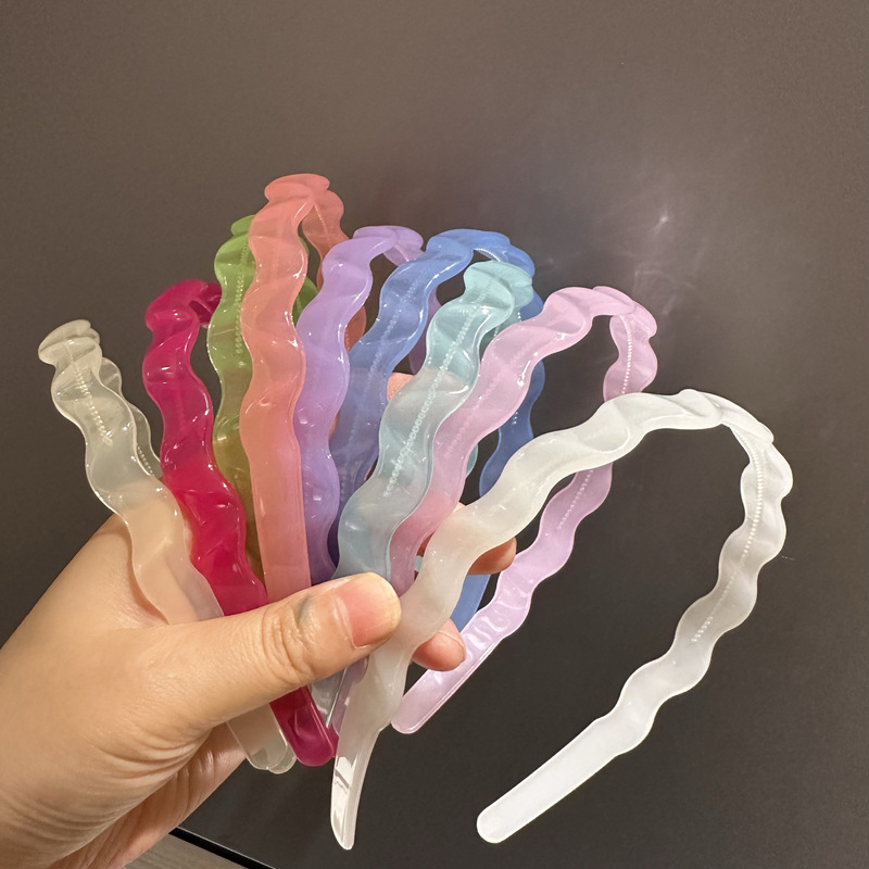 Cute Transparent Jelly Color Toothed Non-Slip Wavy Headband Face Wash Press Headband Versatile Simple Hairpin Headwear When Going Out