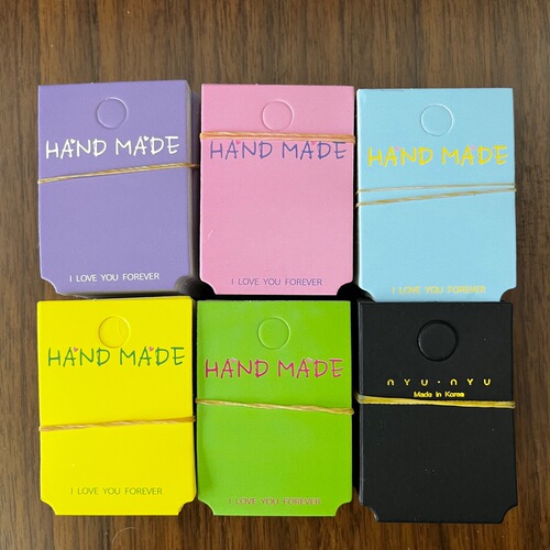 One hundred pieces of color hairpin packaging cards with missing corners, hot-selling hang tags, cardboard stalls, black hair accessories clips