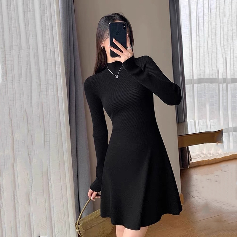 Elegant demi-season black base knitted dress