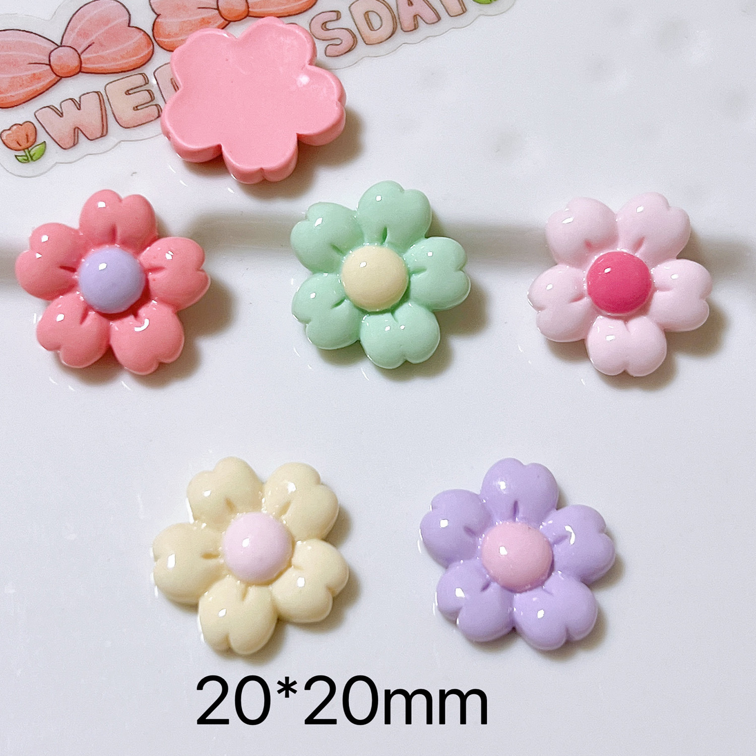 Accesorios de joyería de resina DIY caliente al por mayor brillante flor de cerezo jalea color accesorios para el cabello hecho a mano crema pegamento materiales hechos a mano