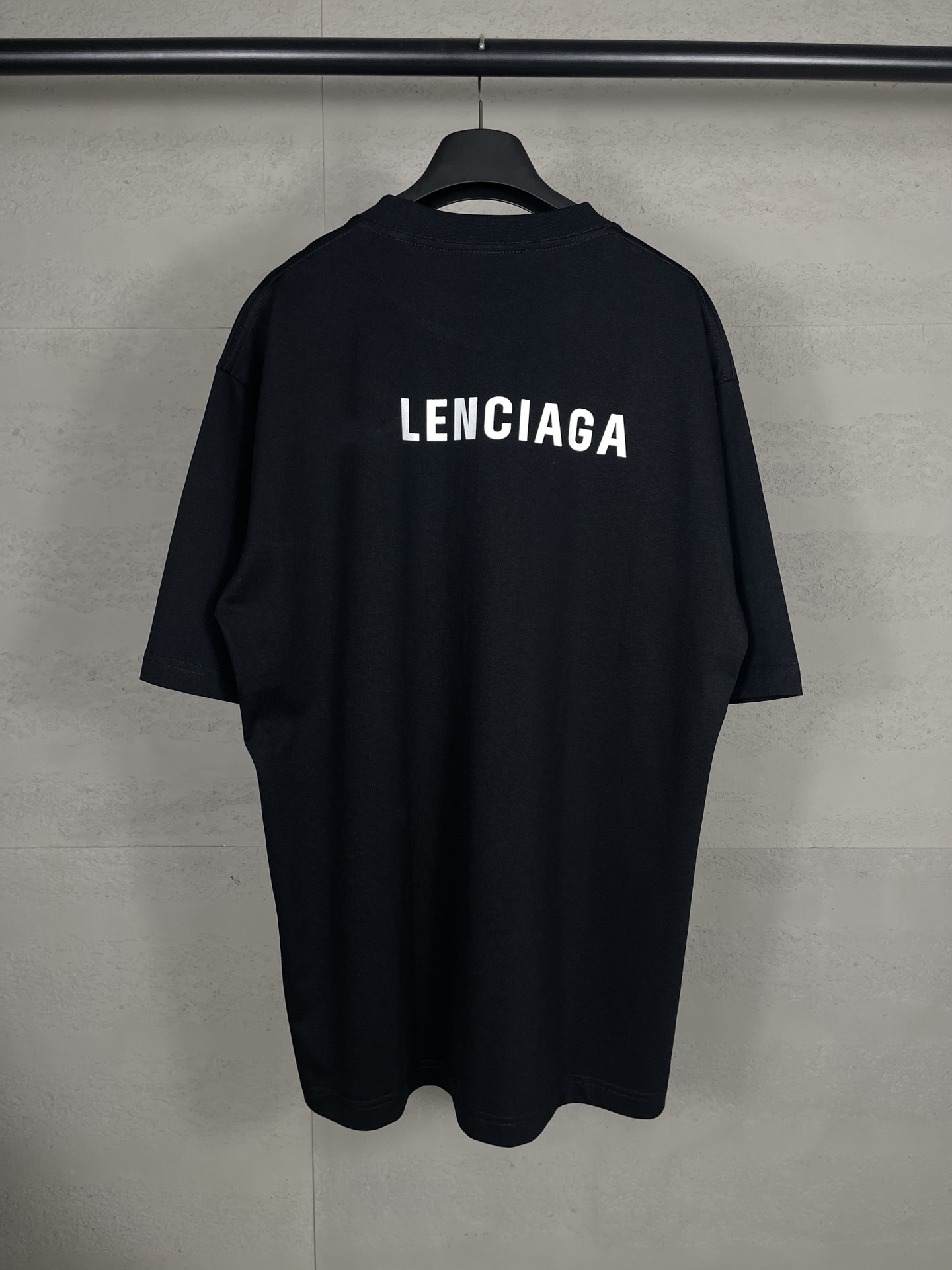 Alta versión París nuevo estilo clásico delantero y trasero B carta bordado usado manga corta Camiseta hombres y mujeres pareja verano