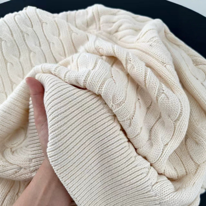 Special offer with free shipping, no returns or exchanges, cable knit sweater M081502 Special offer with free shipping, no returns or exchanges, cable knit sweater M081502