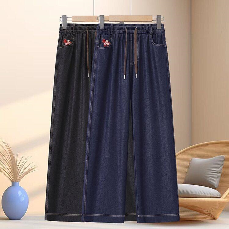 Middle-aged and elderly women's clothing, mom's pants, summer thin straight-leg pants, stylish and trendy, loose and slimming casual jeans Middle-aged and elderly women's clothing, mom's pants, summer thin straight-leg pants, stylish and trendy, loose and slimming casual jeans