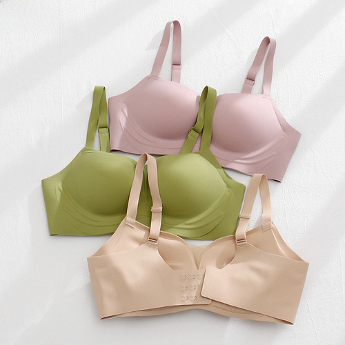 New French style seamless underwear for women with small breasts special push-up adjustable latex bottoming bra without steel rings