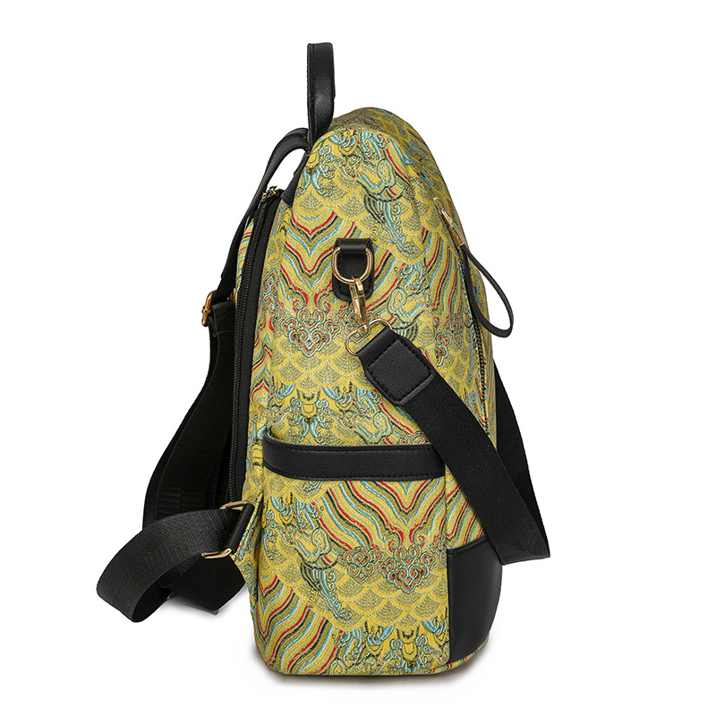 Fábrica al por mayor 2024 nuevas señoras de cuero suave mochila antirrobo moda tendencia mochila de viaje urbano de gran capacidad