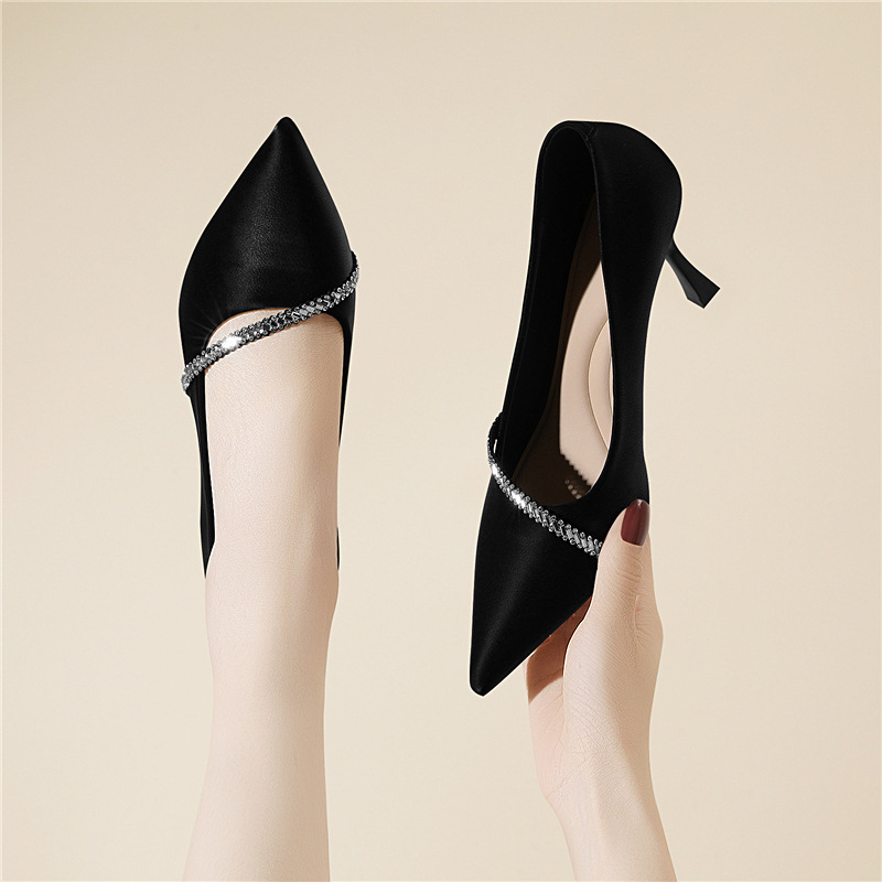 (Out-Of-Stock Items Cannot Be Replenished) 2026 Spring/Summer New Style Pointed-Toe Rhinestone Shallow-Mouthed High-Heeled Shoes for Women with Thin Heels, French Style