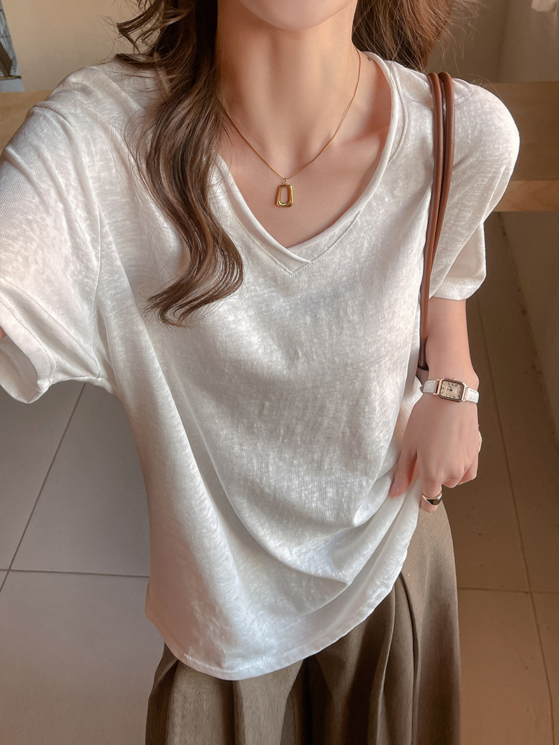 Selección estricta coreana suelta camiseta de mangas cortas mujeres primavera y verano con cobertura de carne para adelgazar se puede usar hombro en V cuello camiseta de base superior