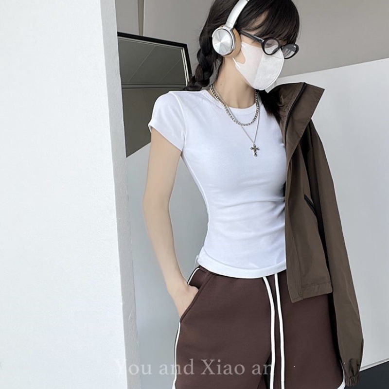 2026 New Round Neck Slim Fit Minimalist Elegant Commuter Versatile Korean Style Short Sleeve T-Shirt Women's Top