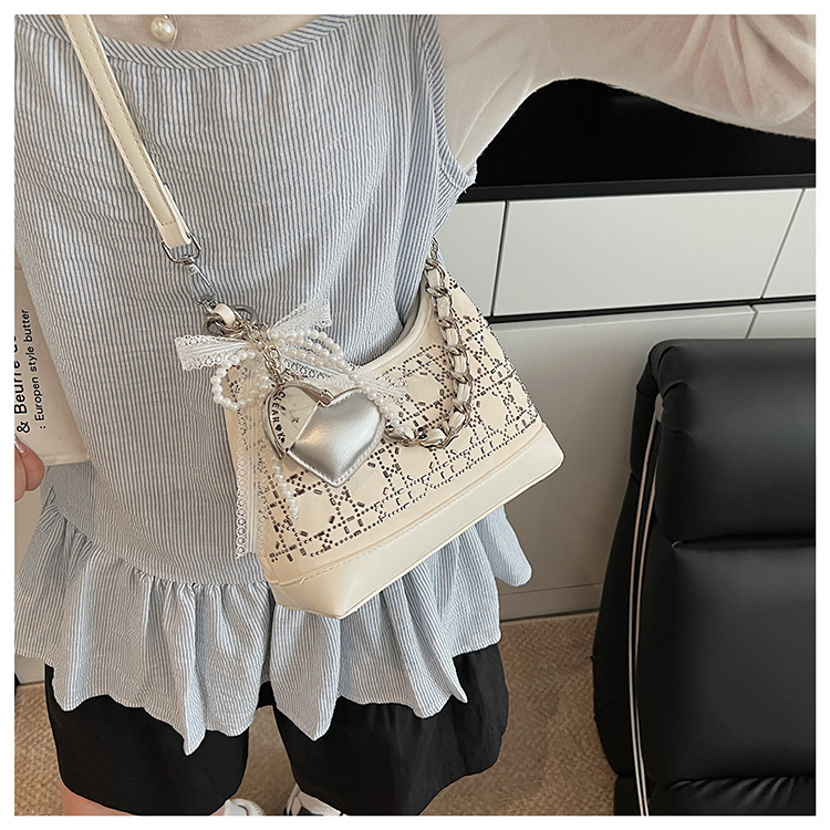 Trendy and stylish underarm bag for women 2025 summer new versatile and fashionable single-shoulder bag, chain denim crossbody bag undefined
