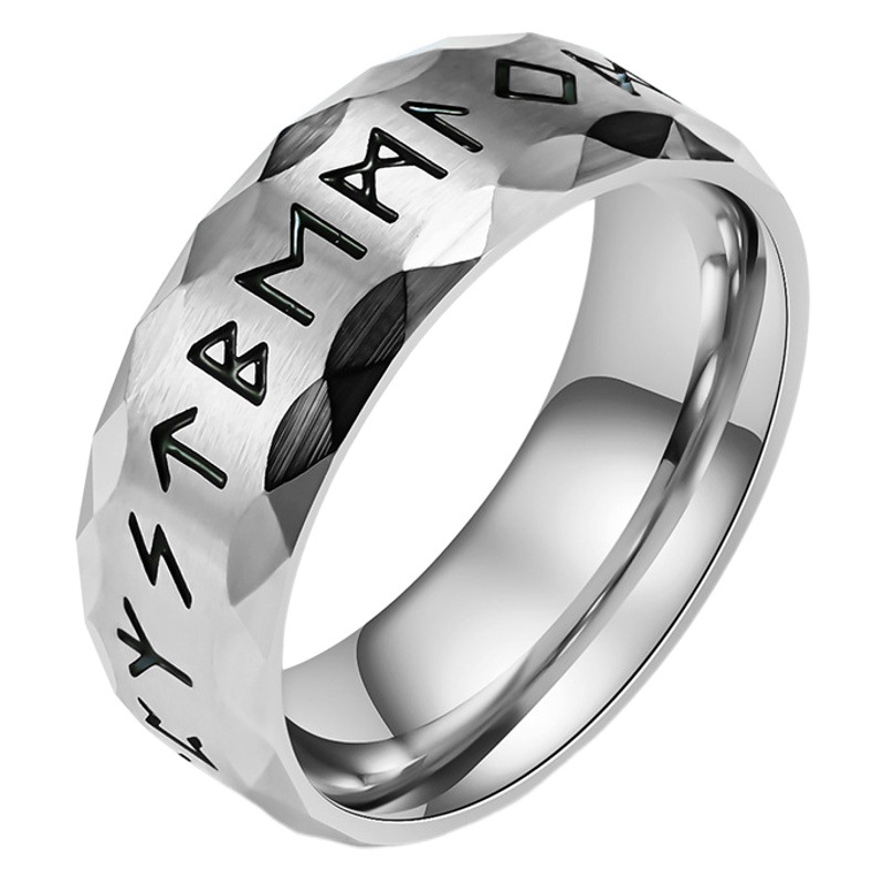 Comercio electrónico transfronterizo nuevo texto retro de Viking nórdico Luen anillo de acero de titanio plata antigua entrega de joyas de mano para hombres