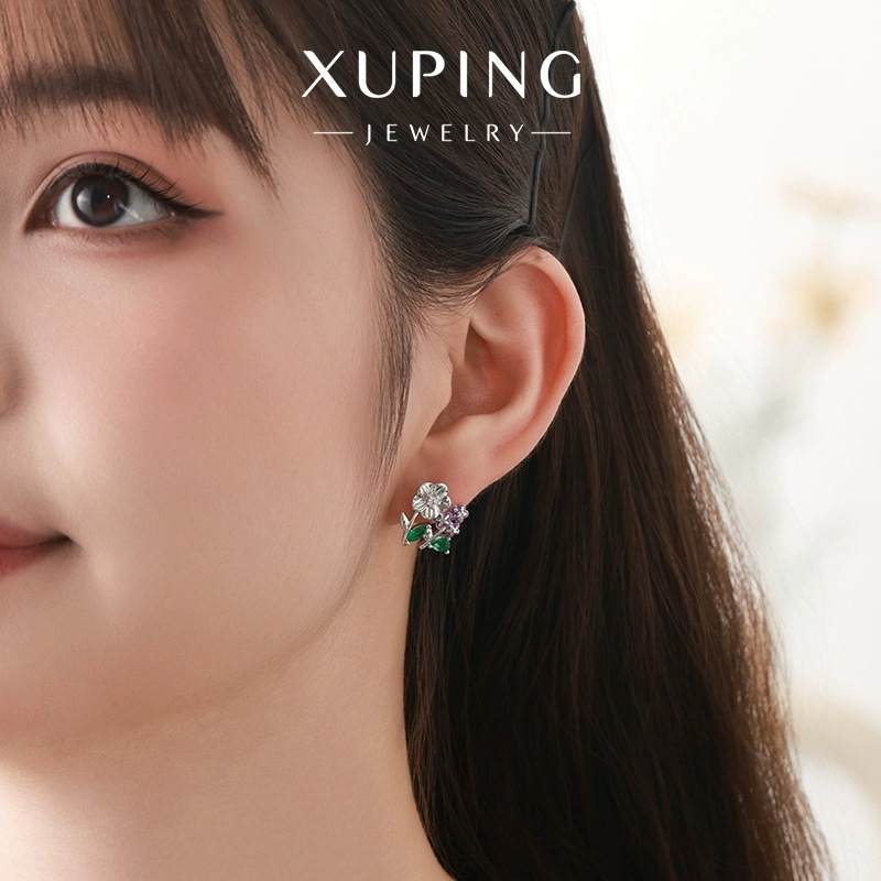 Xuping incrustado de color zircon flores pernos de cobre chapado en blanco estilo simple pendientes elegante temperamento pendientes