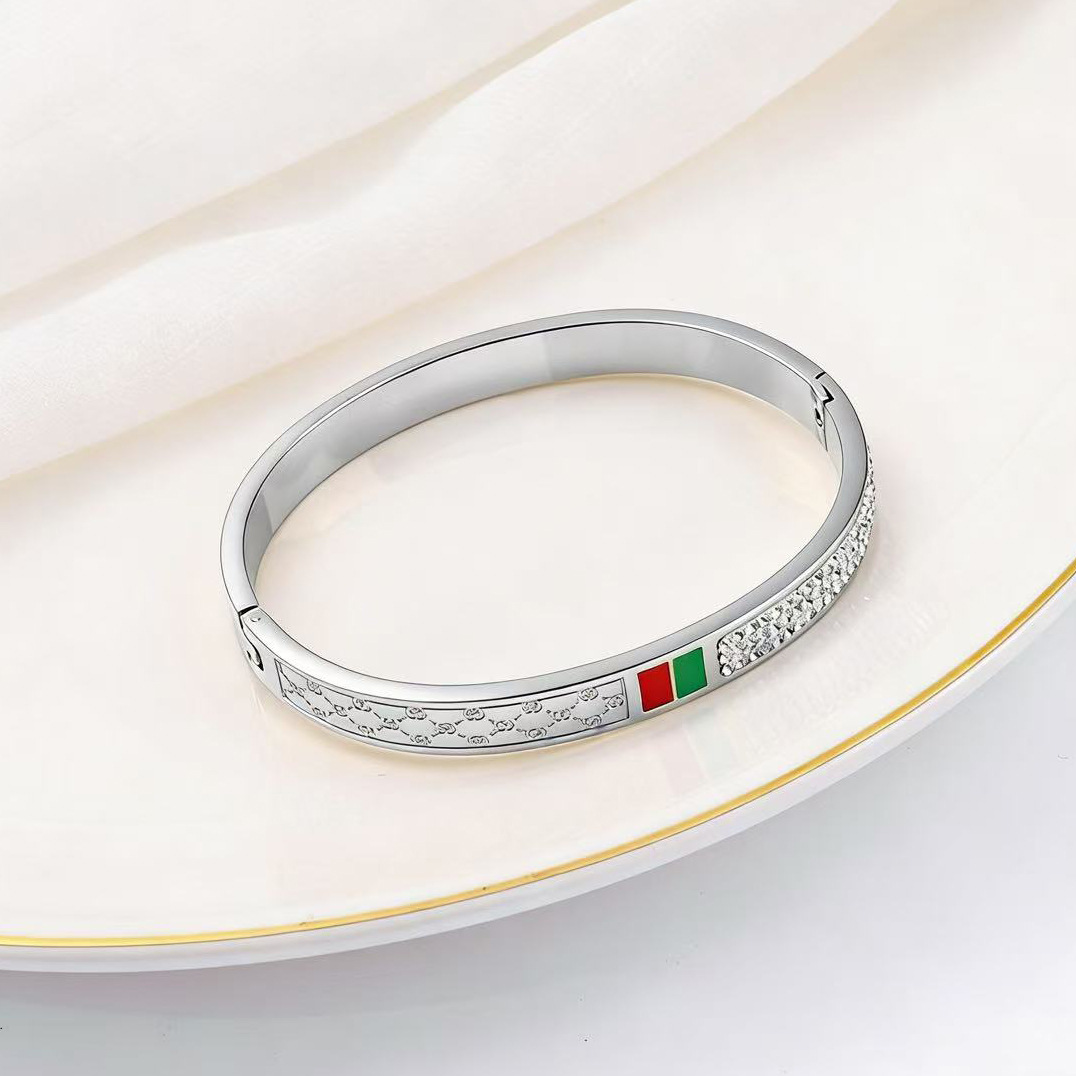 Transfronterizo nuevo rojo y verde goteo de aceite de acero de titanio elíptico 18K pulsera de oro femenina simulación universal pulsera coreana en stock al por mayor