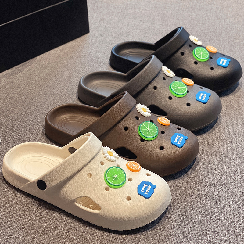 Supermarket convenience store hole shoes women's slippers indoor hotel outside wear non-slip leisure walking slippers men's stall wholesale