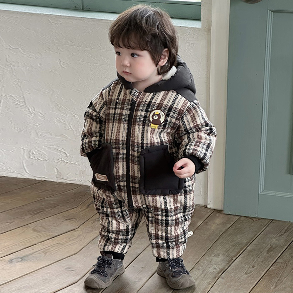 2024 nuevo estilo de invierno engrosado, cálido, cómodo, suave, bebé, estilo occidental, bebé, oso a cuadros para hombres