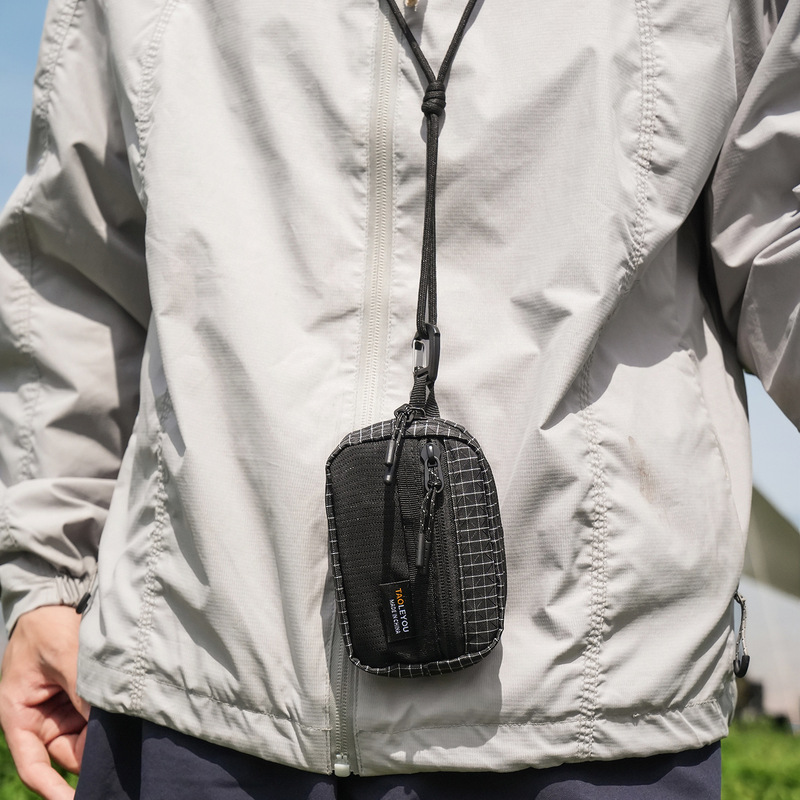 Plaid neck-hanging small bag for commuting, outdoor hiking, mountaineering, side bag, multifunctional trekking expansion multi-layer crossbody bag