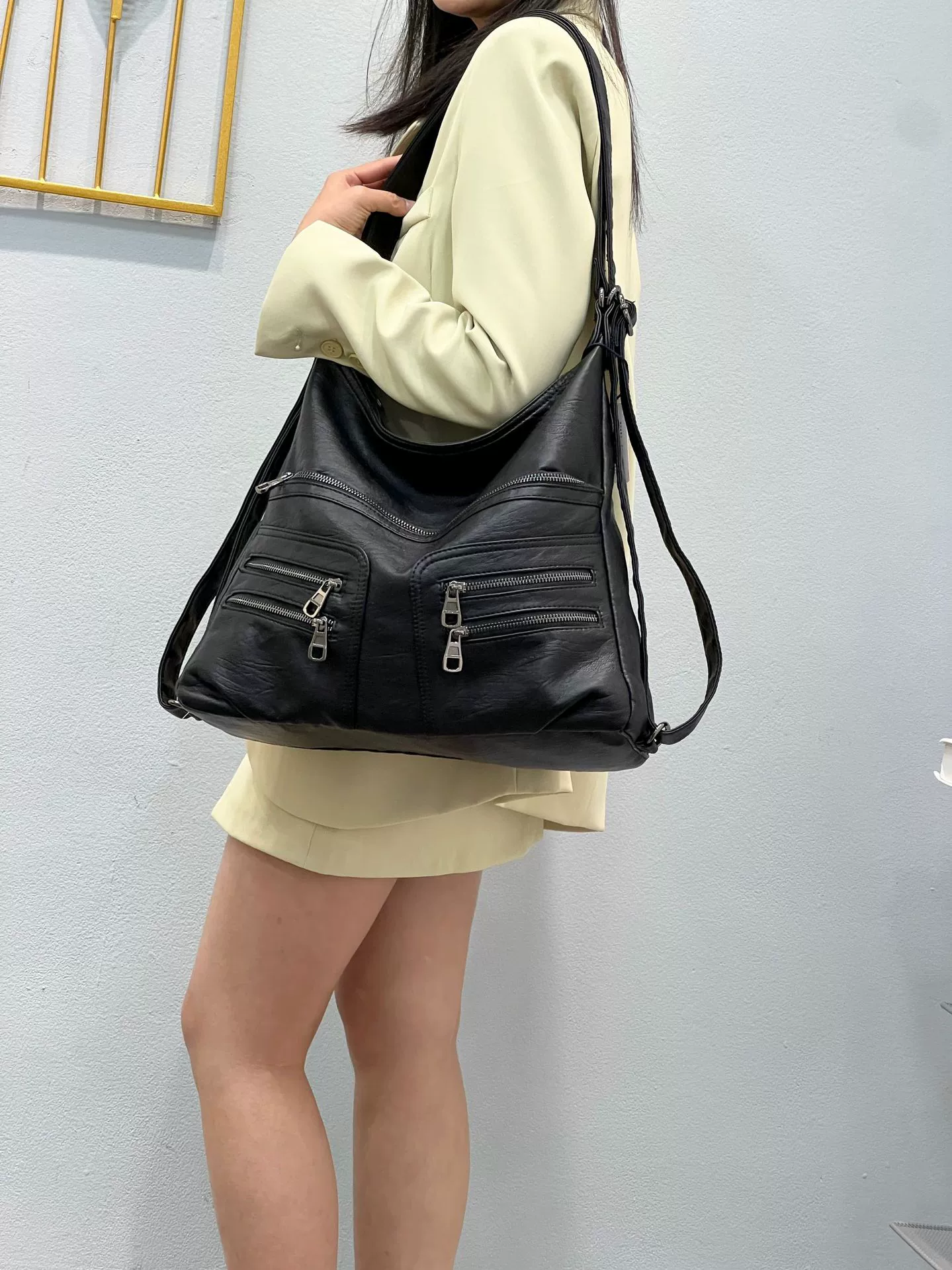 One-shoulder Bag, Genuine Leather, Spacious Shoulder Bag, Black