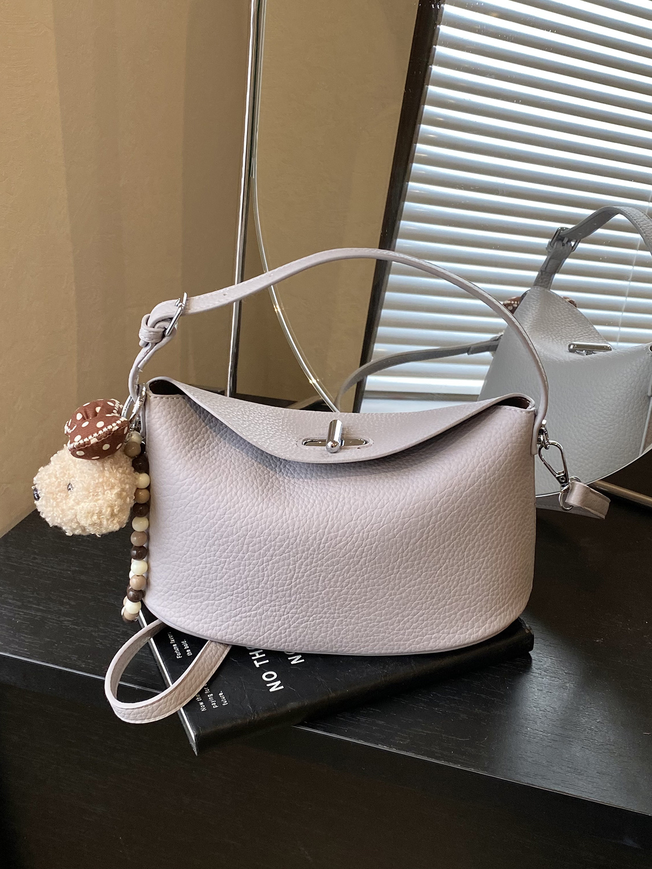 Bolsas de mujer transfronterizas, bolsas de hombro de damas, bolsas de moda, bolsas de mano de moda, bolsas de calle, bolsas simples, bolsas pequeñas image 4