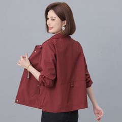 短外套女2025春秋新款中年妈妈爆款洋气宽松大码风衣夹克休闲上衣
