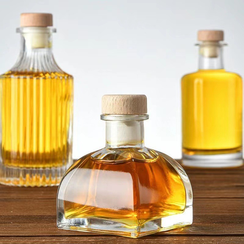 现货5ml创意玻璃香薰瓶大容量100ml扩香瓶酒店民宿卫生间香薰空瓶