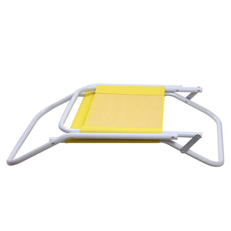 Suministro directo de fábrica moda simple playa al aire libre reclinable salida silla plegable portátil metal esqueleto silla personalización