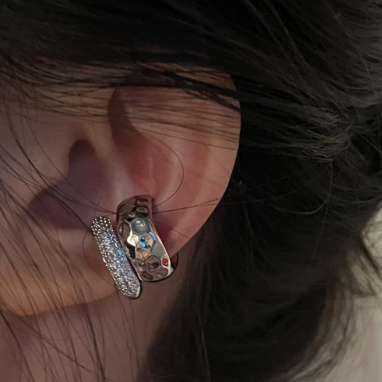 Orecchini a clip uomo minimalisti per orecchie non forate_voghion.com