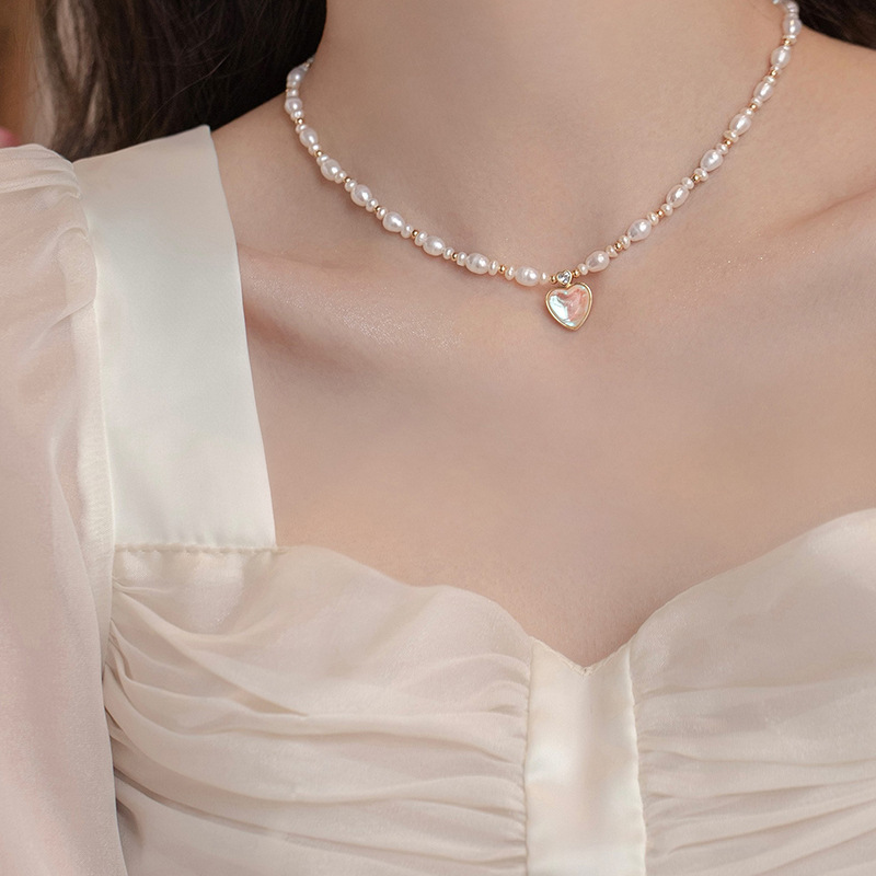 Pearl Necklace Light Luxury Niche Design Sense Exquisite Simple Versatile French High-end Love Square Necklace Accessories