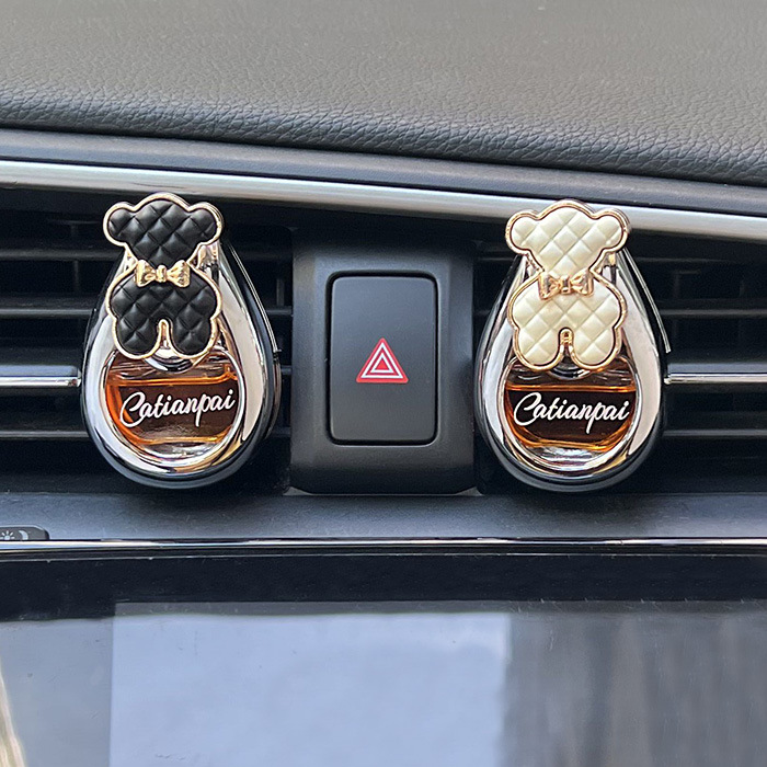 Perfumes de automóviles aromáticos aire acondicionado ventilación perfumes duraderos artículos de decoración de automóviles adornos para hombres y mujeres