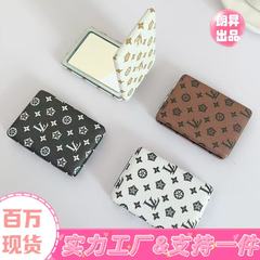 大牌欧美经典外贸镜子折叠镜子老花格子皮革便携礼品跨境款化妆镜