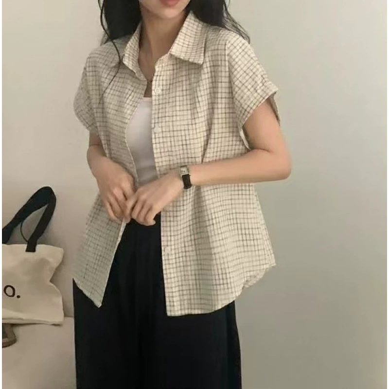 Корейская летняя студенческая однобортная свободная клетчатая рубашка с короткими рукавами