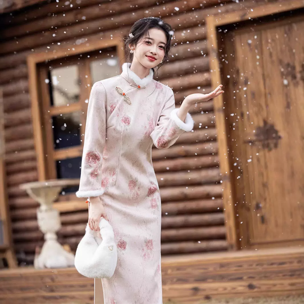 2024冬季新款雪尼尔复合超柔加绒加厚粉色少女旗袍新中式改良旗袍