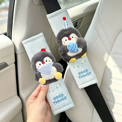 Car seatbelt shoulder pad cartoon penguin plush anti-wear shoulder strap universal for all seasons cute creative accessory (Sürətlər qutusu və əl tormozu başlıqları) - holding-a-fish-blue-scarf-q-penguin-2-blue-floral-shoulder-pads