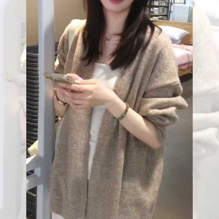 2025 Autumn and Winter New Korean Style Soft and Waxy Lazy and Gentle Style Knitted Sweater Cardigan Jacket Women's Mid-Length Loose