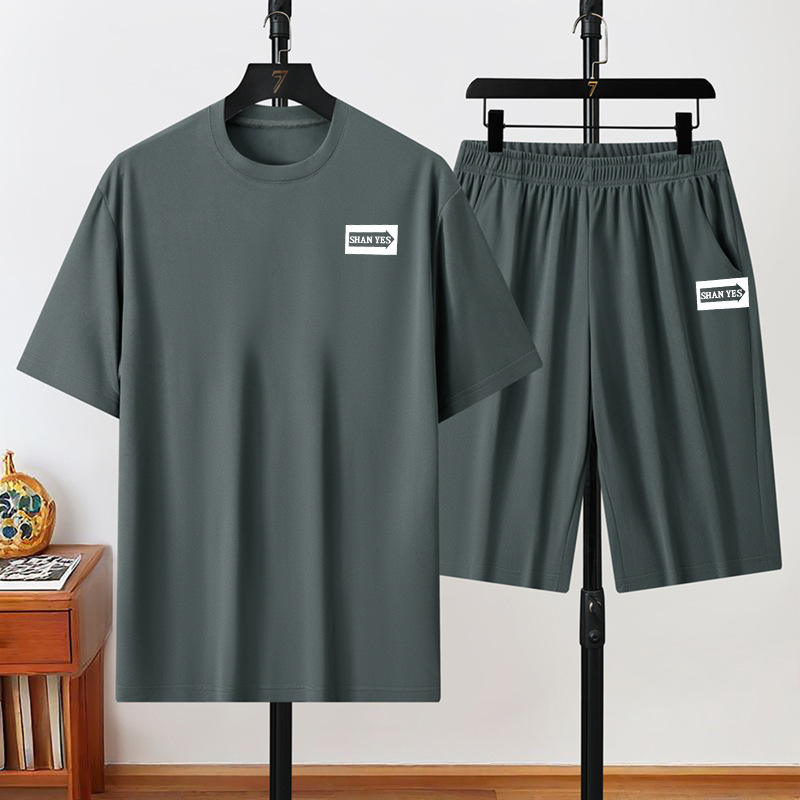Verano hombre de tamaño europeo manga corta cuello redondo traje deportivo casual de alta calidad moda transfronteriza cuello deportivo manga corta hombre
