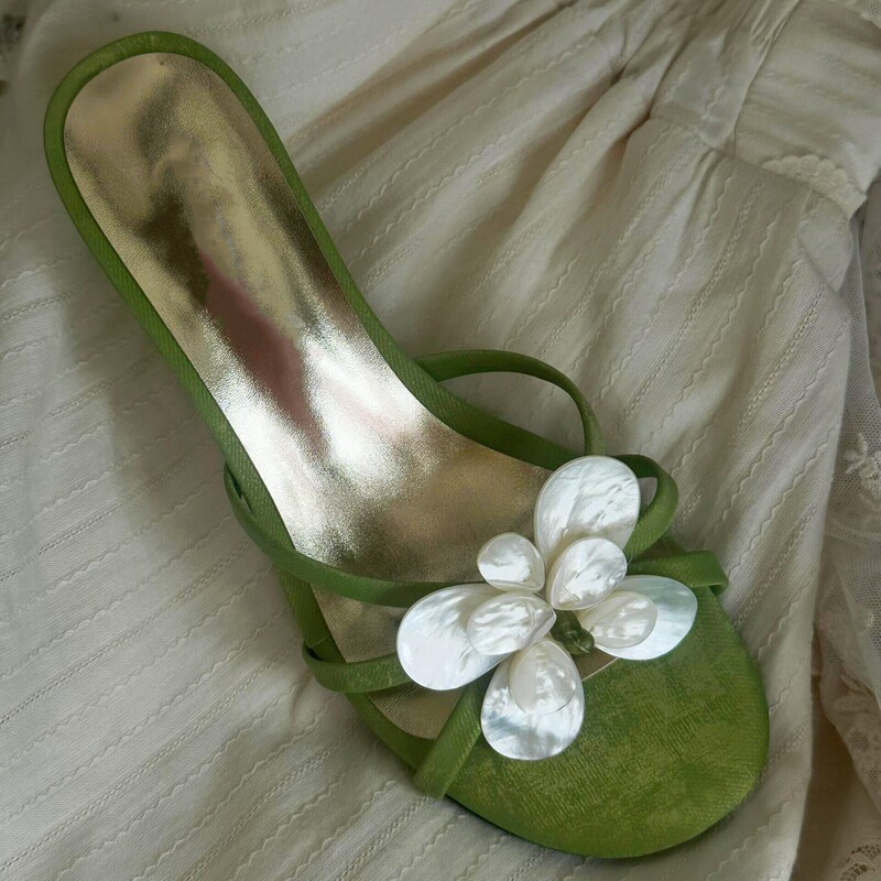 High-Appearance Value 2026 Summer New Fairy-Style Swan-Shaped Thong High-Heeled Slip-On Sandals with Unique Design for Women High-Appearance Value 2026 Summer New Fairy-Style Swan-Shaped Thong High-Heeled Slip-On Sandals with Unique Design for Women