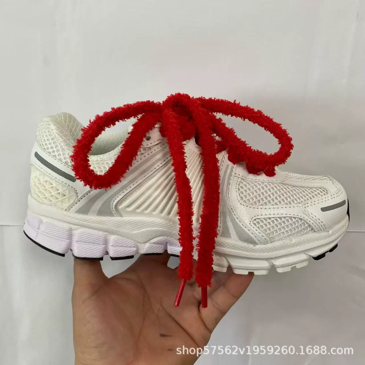 Летняя универсальная износостойкая спортивная обувь Vomero5 Moro для мужчин и женщин, дышащие шнурки, повседневные кроссовки в стиле ретро.