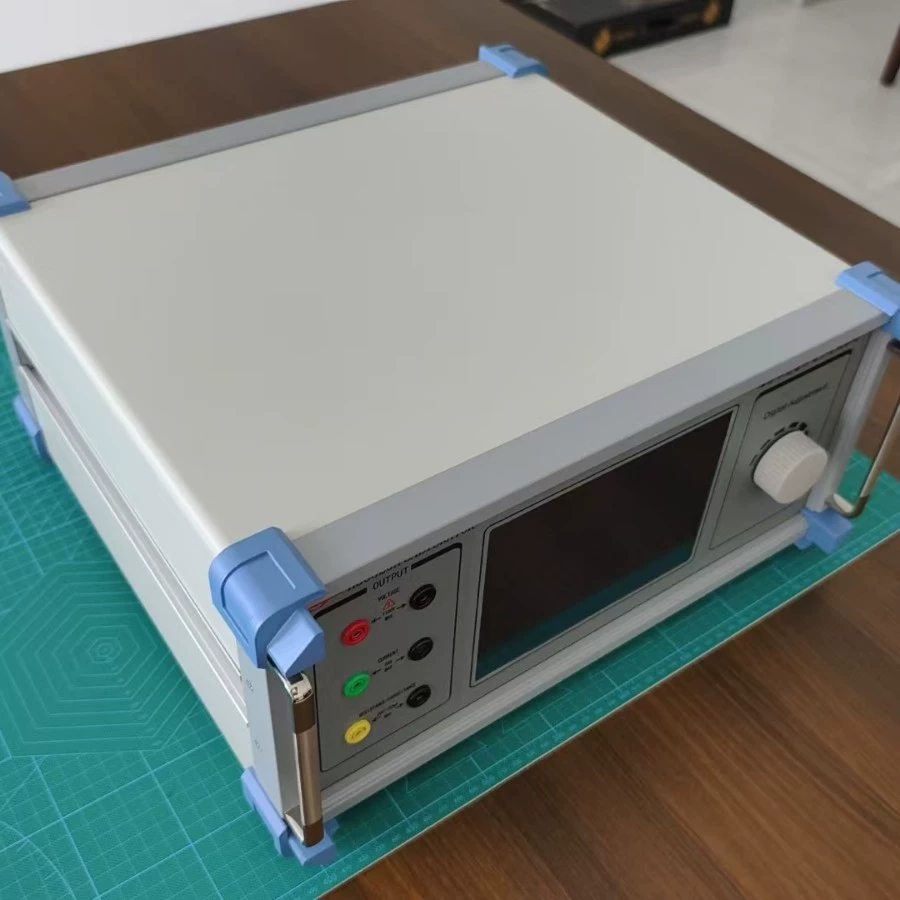 Однофазный стандартный калибратор источника без питания Модель: HG044-HG5620A Номер библиотеки M45857