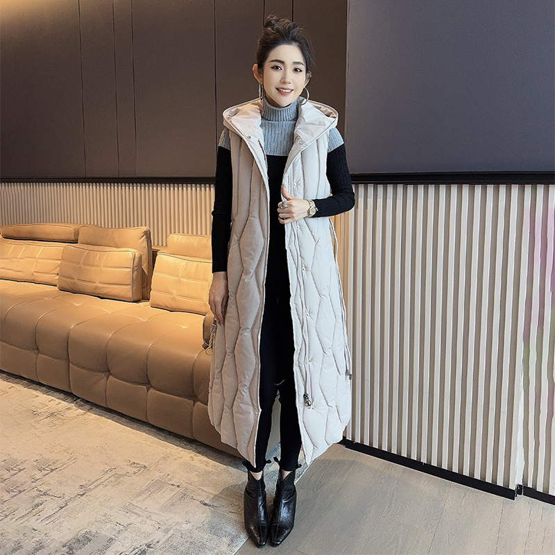 Plus-size quilted vest for women, winter waist-cinching down cotton coat, mid-length over-the-knee, new European style 2026 vest for plus-size women