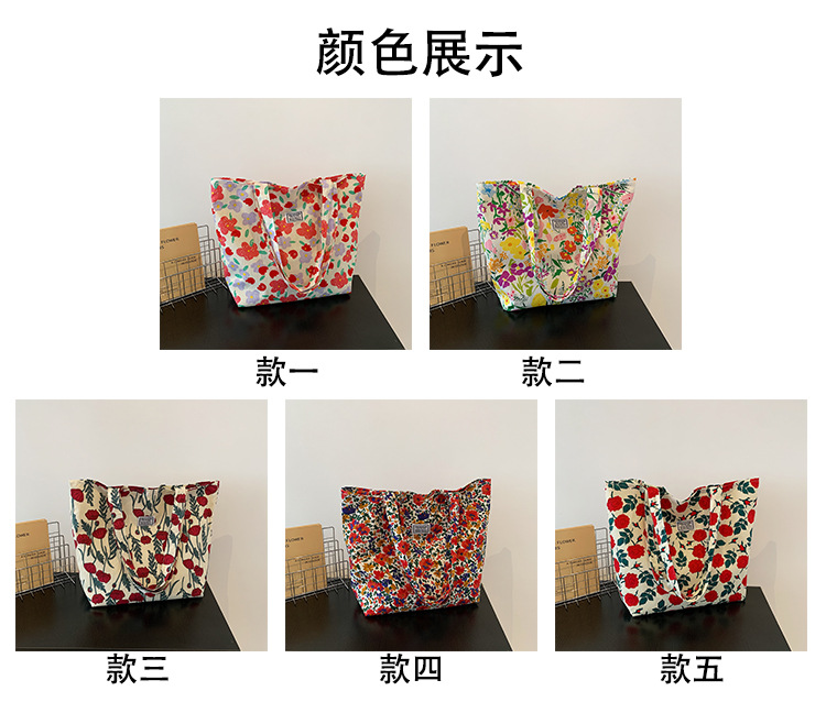 The large-capacity single-shoulder bag for student commuting is a bestseller in early spring. The Korean-style fresh and simple floral fabric bag is a versatile tote bag Application Scenario