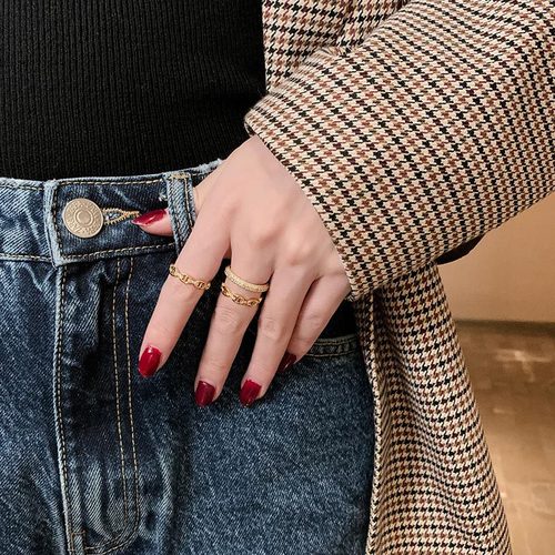 Designer's Full Diamond Exquisite Index Ring with Korean Style, Trendy Finger Ring for Women, Internet Celebrity Fashion Ring, Cool and Simple Style, Versatile Accessory