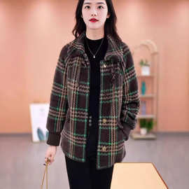 高档毛呢外套女短款2025秋冬新款加厚保暖时尚皮毛一体大衣直销