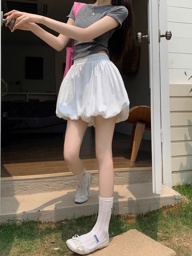 Fashionable design summer fitted white black shorts
