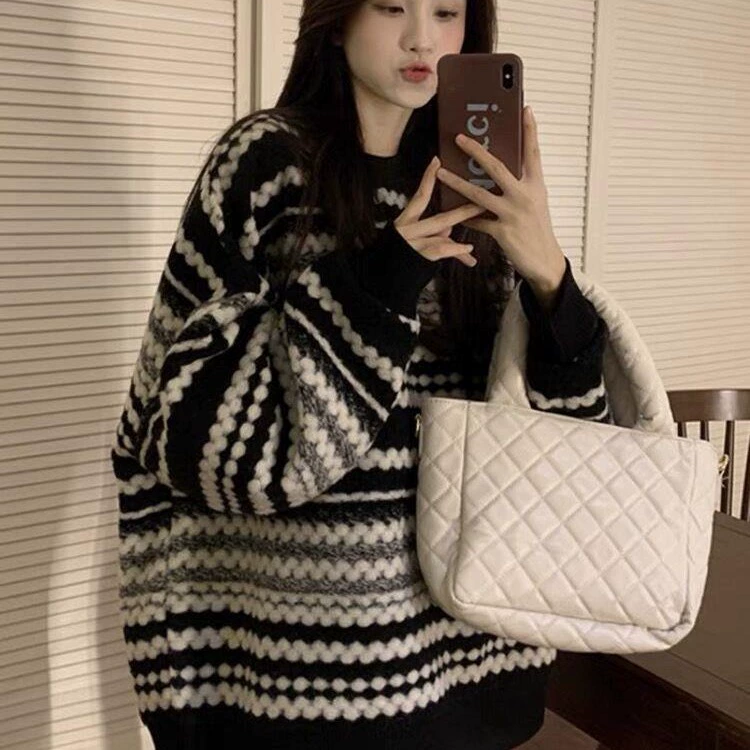 Вязаный свитер-пуловер в стиле ретро с круглым вырезом, свободного кроя, в полоску, с длинными рукавами, в стиле «ленивый шик» (хонконгский стиль), весна-осень 2025