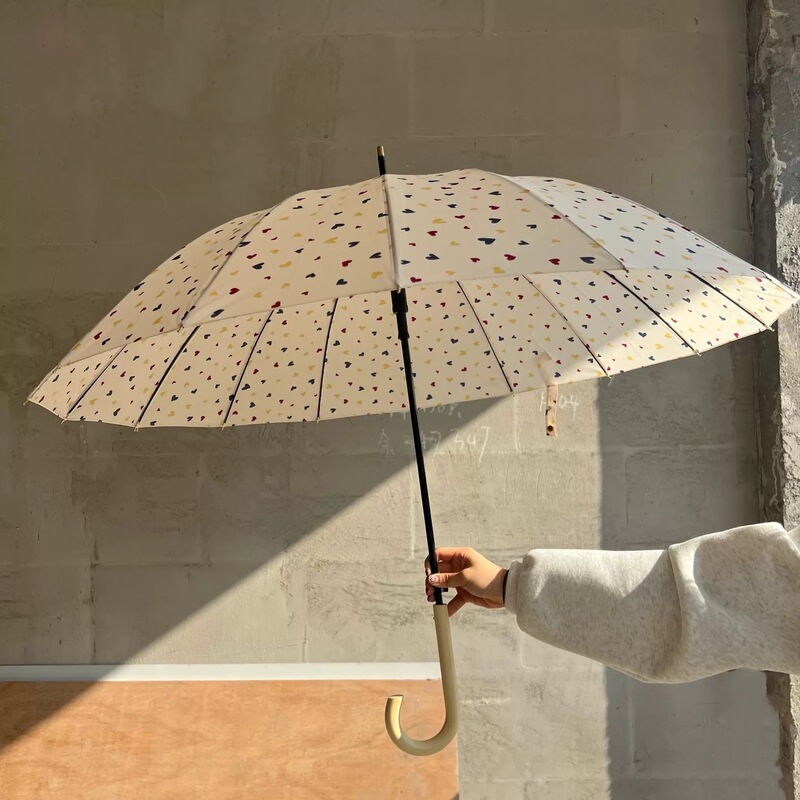 New Style Heart-Shaped Sunshade Straight Umbrella, Fresh and Stylish, Dual-Use for Sun and Rain, High Aesthetic Umbrella for Women, Long Handle Umbrella Advertisement New Style Heart-Shaped Sunshade Straight Umbrella, Fresh and Stylish, Dual-Use for Sun and Rain, High Aesthetic Umbrella for Women, Long Handle Umbrella Advertisement
