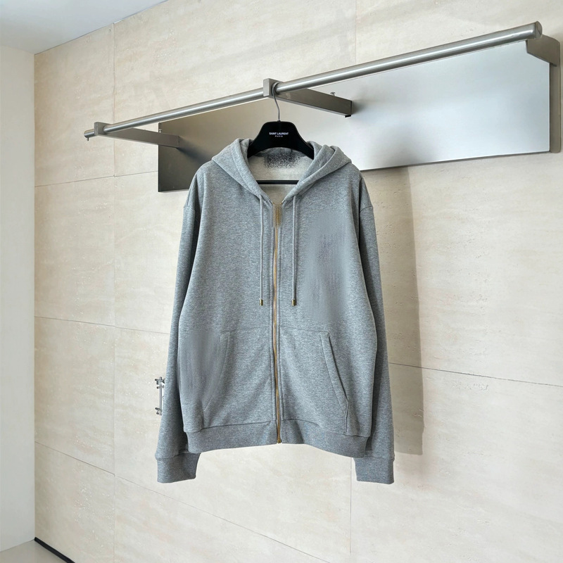 High-Quality Lv 26Ss New Monogram Embroidered Zip-Up Hoodie, Same Style as Worn by Celebrities for Both Men and Women High-Quality Lv 26Ss New Monogram Embroidered Zip-Up Hoodie, Same Style as Worn by Celebrities for Both Men and Women
